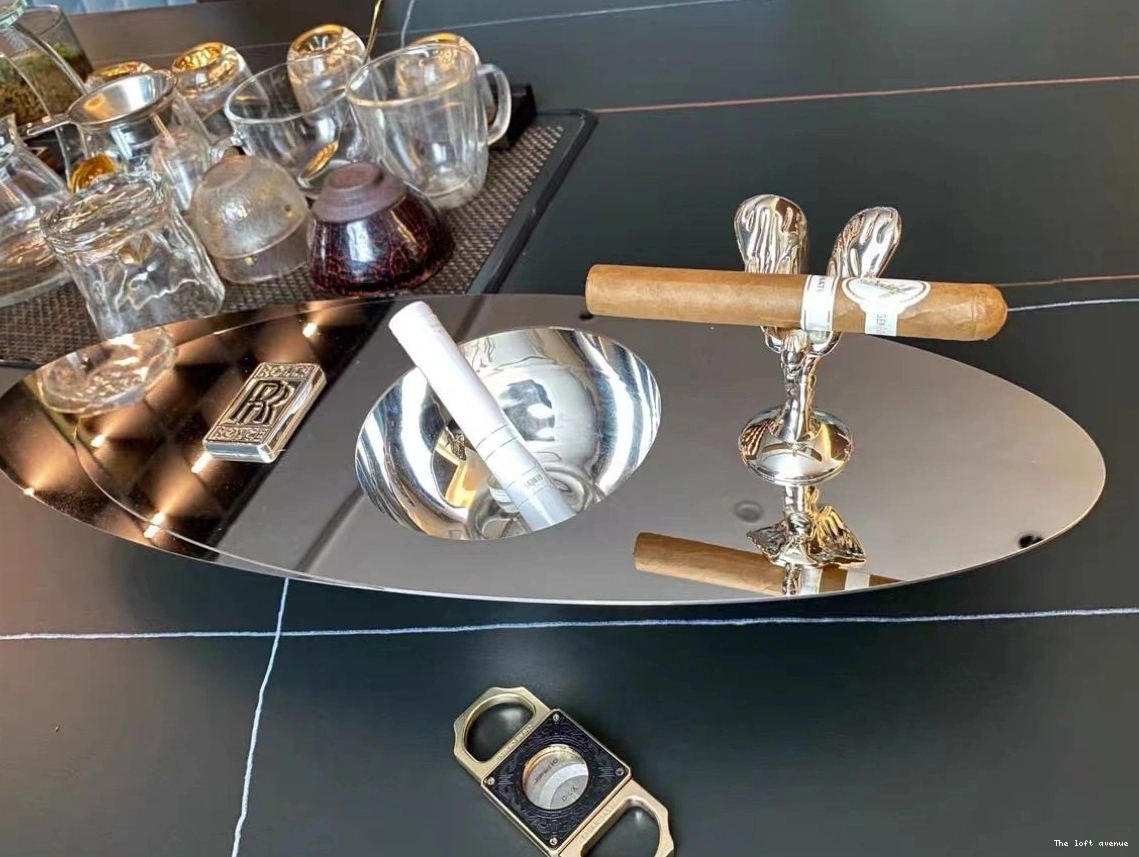 CIGAR ASHTRAY ROLLS ROYCE 0823